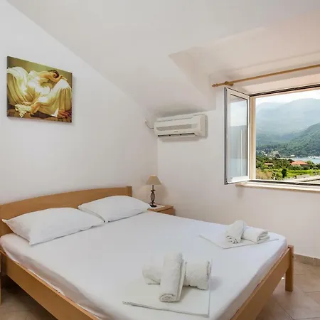 Apartman Tia Maria *